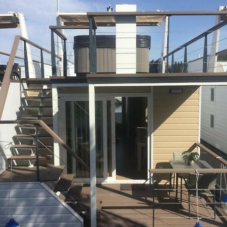 Floating Sea House Shark 1 Lucija Exterior foto